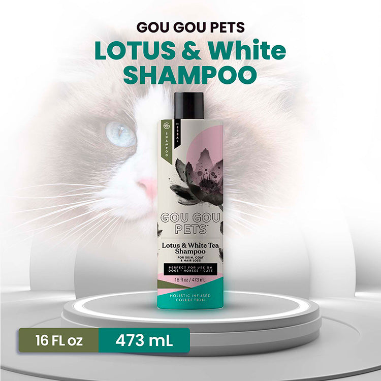 Lotus and White Tea Shampoo for Cats: Natural Control for Deshedding